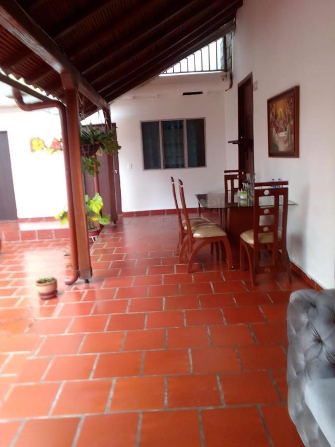 Hotel La Casona Chinácota エクステリア 写真