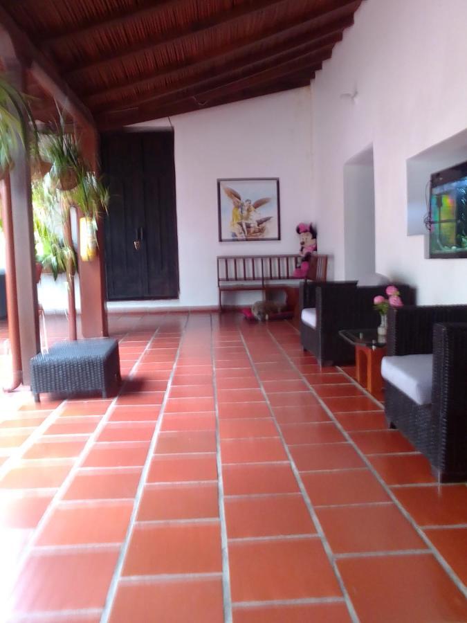 Hotel La Casona Chinácota エクステリア 写真
