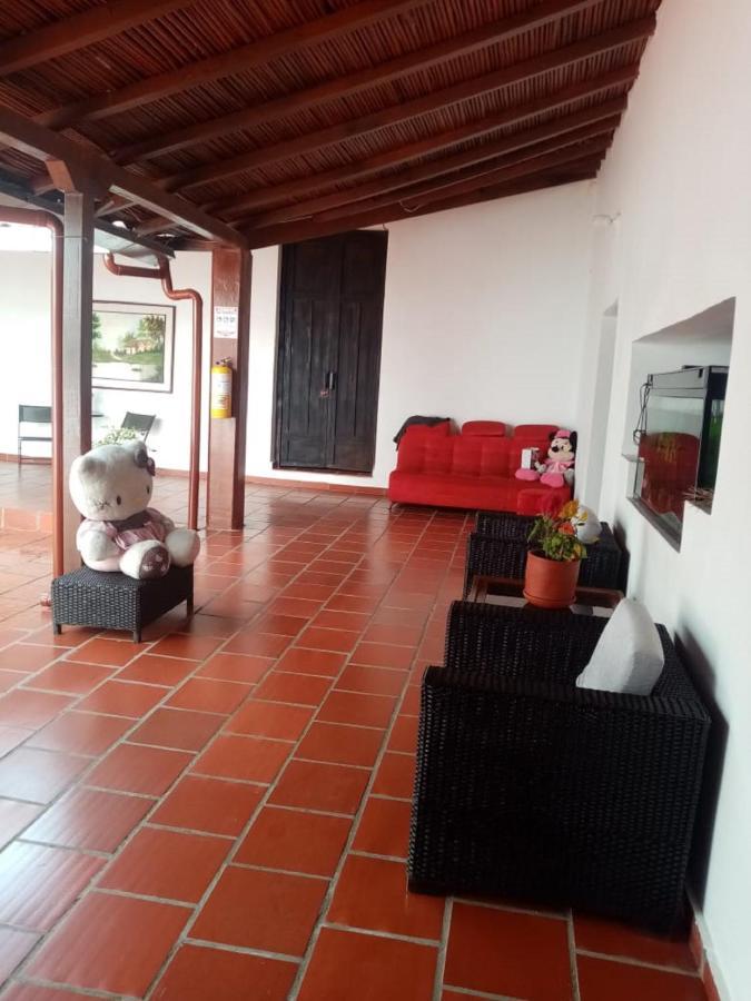 Hotel La Casona Chinácota エクステリア 写真