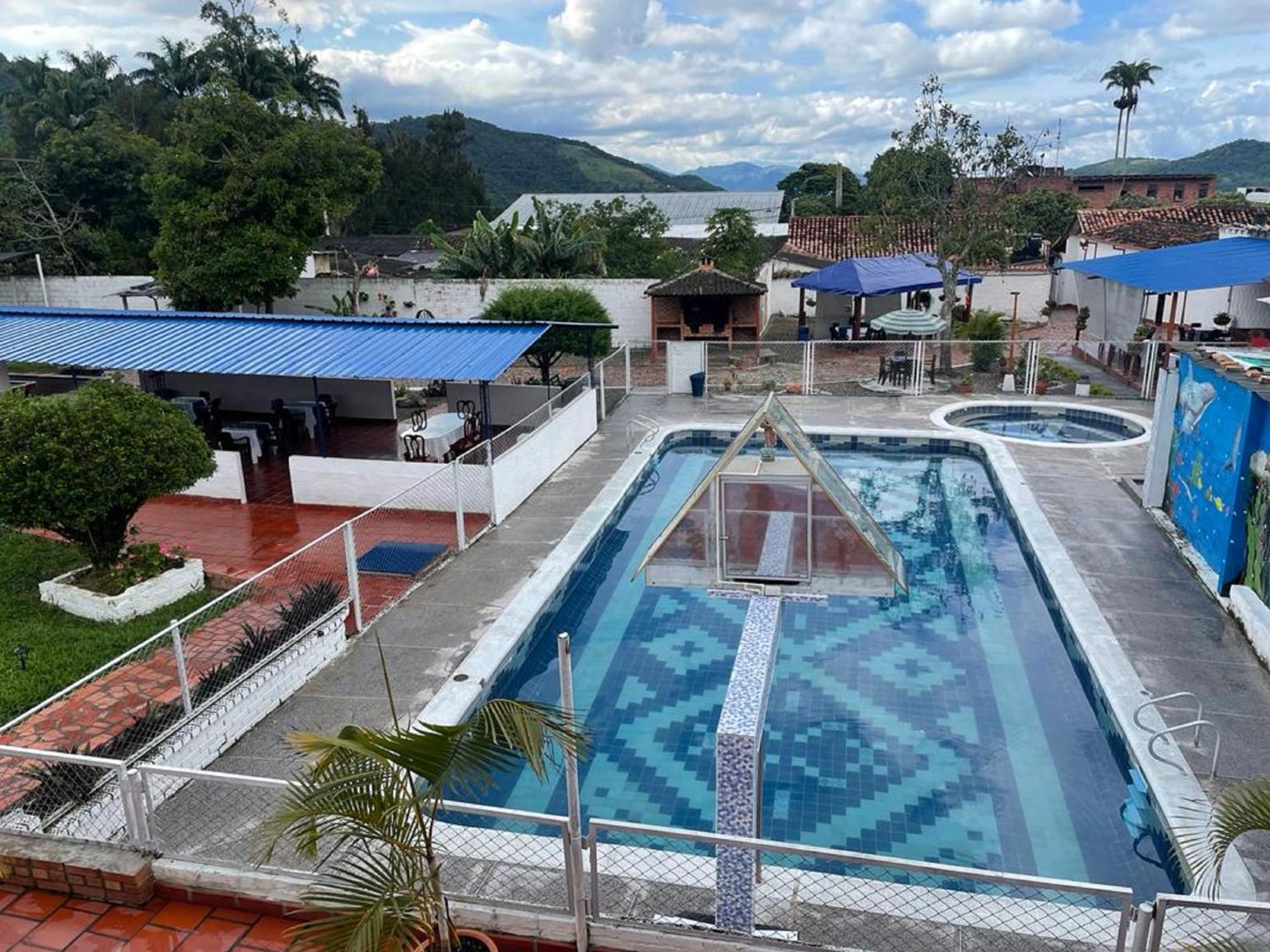 Hotel La Casona Chinácota エクステリア 写真